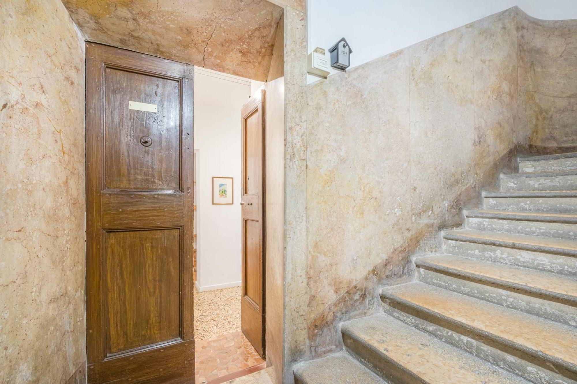 A 2 Passi Da Piazza Grande Apartment Modena Exterior photo